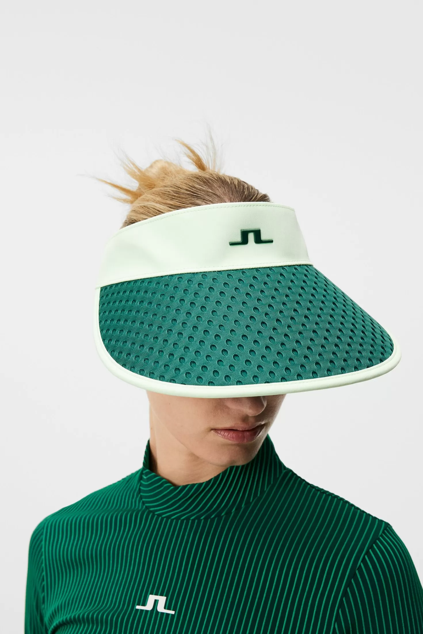 Kepsar<J.Lindeberg Vera Big Visor Rain Forest